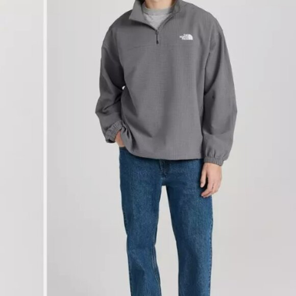 The North Face Tekware Grid 1/4 Zip MSRP$130 Light Breathable Wat/wind-resistent